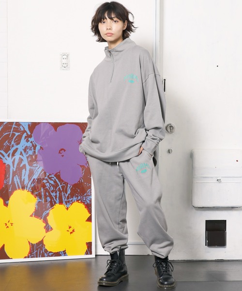 ROOPTOKYO(ループトウキョウ)の「モックネックハーフジップ プリントスウェット ハイネック ワンポイントロゴ オーバーサイズ(スウェット・メンズ・ブラック/ホワイト/グレー/グリーン・M/L)」の21枚目の写真