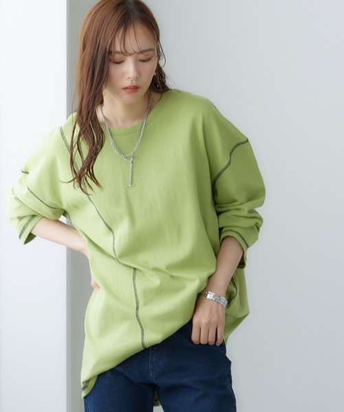 miclat(ミクラ)の「大きいサイズ アウトステッチカットソー miclat(Tシャツ/カットソー・レディース・オフホワイト/ライム・L/LL/4L/3L)」の2枚目の写真
