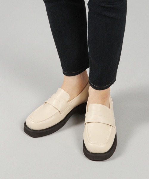 niko and...(ニコアンド)の「オリジナル厚底ローファー(ローファー・レディース・アイボリー/ブラック・MEDIUM/LARGE)」の20枚目の写真