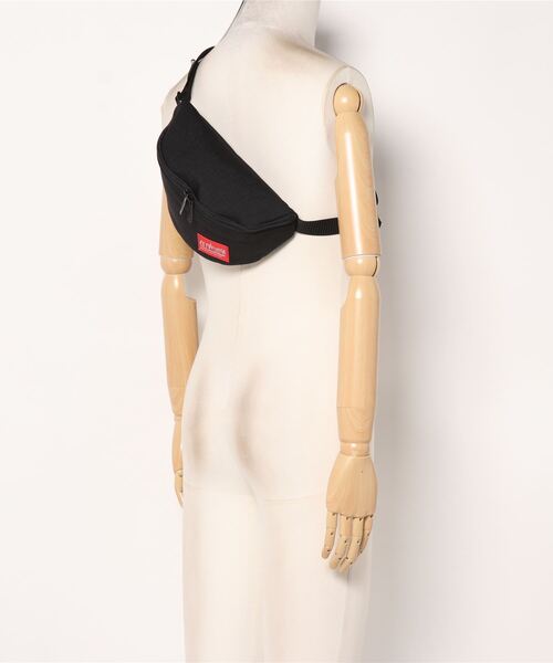 Manhattan Portage（マンハッタンポーテージ）の「Doyers Waist Bag（ボディバッグ/ウエストポーチ・メンズ・ブラック・X-SMALL）」の16枚目の写真