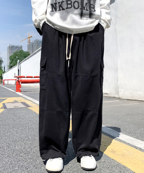 neos（ネオス）の「【neos -addictive design-】ワイドシルエット サイドポケット バルーン パラシュートカーゴ パンツ（カーゴパンツ・メンズ・ベージュ/ブラック/カーキ・MEDIUM/LARGE/X-LARGE）」の9枚目の写真