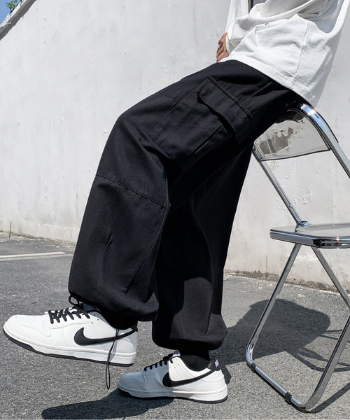 neos（ネオス）の「【neos -addictive design-】ワイドシルエット サイドポケット バルーン パラシュートカーゴ パンツ（カーゴパンツ・メンズ・ベージュ/ブラック/カーキ・MEDIUM/LARGE/X-LARGE）」の10枚目の写真