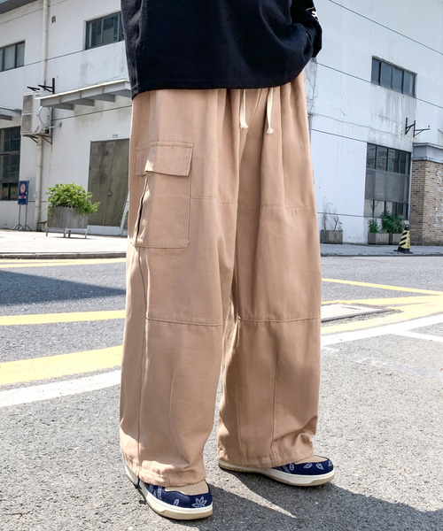 neos（ネオス）の「【neos -addictive design-】ワイドシルエット サイドポケット バルーン パラシュートカーゴ パンツ（カーゴパンツ・メンズ・ベージュ/ブラック/カーキ・MEDIUM/LARGE/X-LARGE）」の13枚目の写真