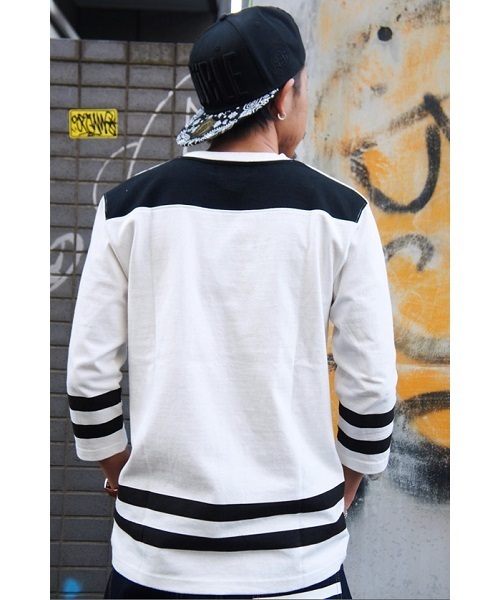 DOUBLE STEAL（ダブルスティール）の「Double Line Football Tee（Tシャツ/カットソー・メンズ・ブラック/ホワイト・X-LARGE/LARGE/MEDIUM）」の3枚目の写真