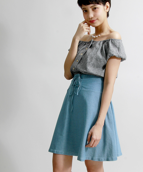 WEGO（ウィゴー）の「WEGO/レースアップフレアスカート（スカート・レディース・オフホワイト/ブラック/インディゴブルー/ライトインディゴブルー・FREE）」の4枚目の写真