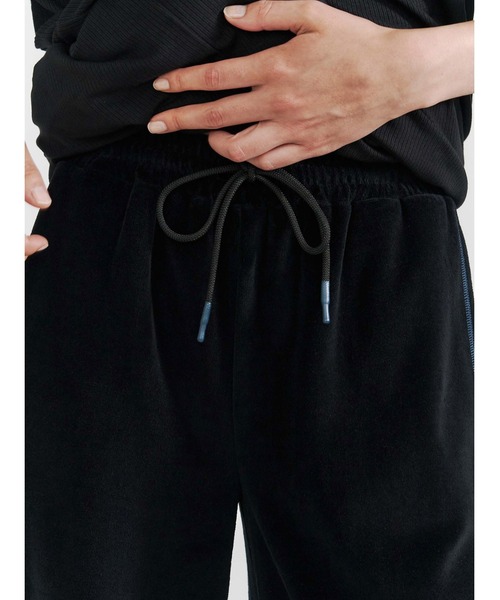 PAMEO POSE（パメオポーズ）の「Pile Pants（その他パンツ・レディース・パープル/ブルー/ブラック/グレー・LONG/SMALL）」の6枚目の写真