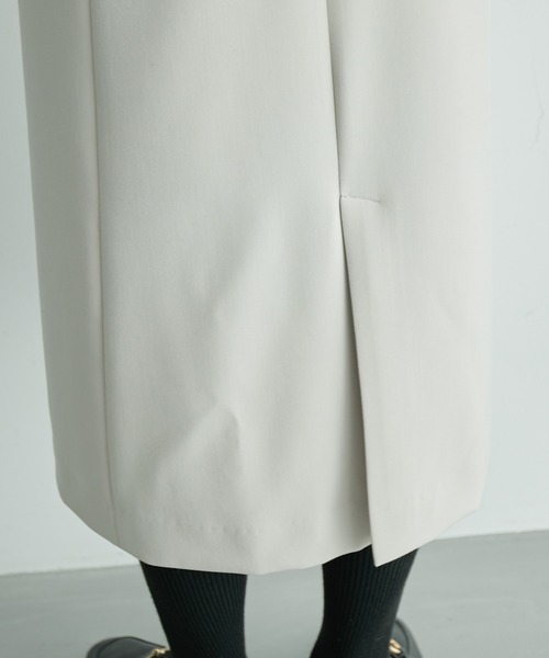 ROPE'（ロペ）の「ダブルクロスジレ風ジャンパースカート（ジャンパースカート・レディース・ベージュ/ブラック・36/38）」の18枚目の写真