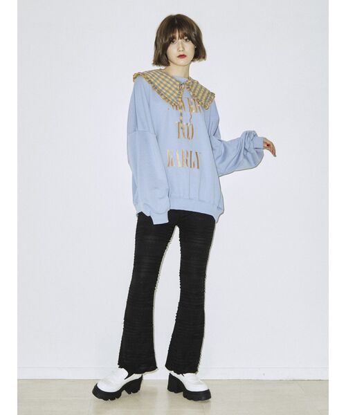 jouetie（ジュエティ）の「フリルフィットフレアパンツ（その他パンツ・レディース・オフホワイト/ブラック/ブルー・MEDIUM）」の4枚目の写真