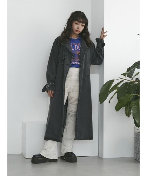 jouetie（ジュエティ）の「フリルフィットフレアパンツ（その他パンツ・レディース・オフホワイト/ブラック/ブルー・MEDIUM）」の19枚目の写真