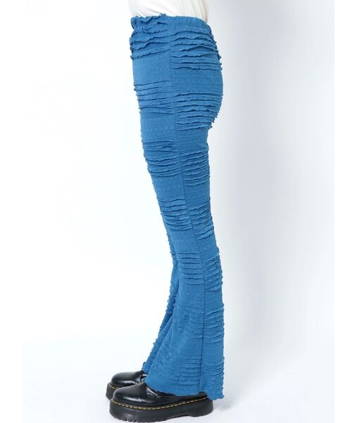 jouetie（ジュエティ）の「フリルフィットフレアパンツ（その他パンツ・レディース・オフホワイト/ブラック/ブルー・MEDIUM）」の16枚目の写真