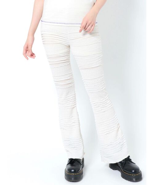 jouetie（ジュエティ）の「フリルフィットフレアパンツ（その他パンツ・レディース・オフホワイト/ブラック/ブルー・MEDIUM）」の13枚目の写真
