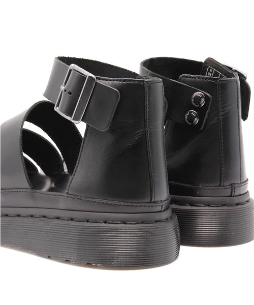 Dr. Martens(ドクターマーチン)の「BYMC Dr.Martens チャンキーサンダル◆(サンダル・レディース・ホワイト/ブラック・4/6/5)」の8枚目の写真