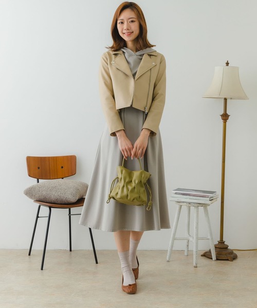 URBAN RESEARCH（アーバンリサーチ）の「チェーンドロストショルダーバッグ『Lsize』（ハンドバッグ・レディース・ブラック/オリーブ/ホワイト・ONE）」の6枚目の写真