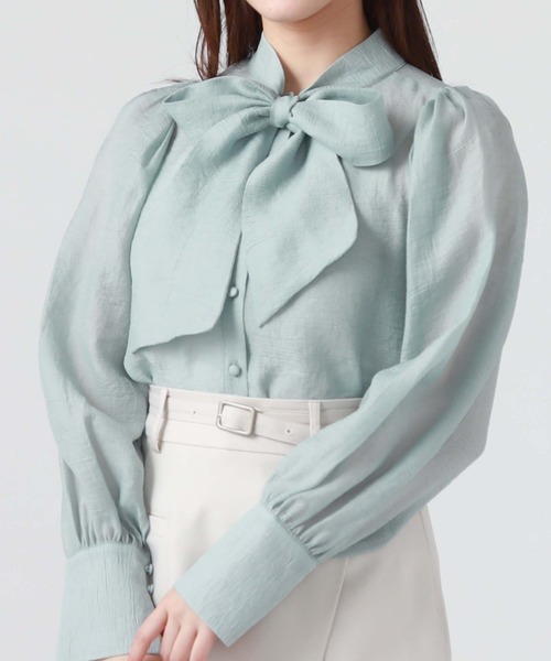 archives(アルシーヴ)の「2WAYボウタイパワショルブラウス(シャツ/ブラウス・レディース・ピンクベージュ/アイボリー/ブラック/ブルー・MEDIUM)」の6枚目の写真