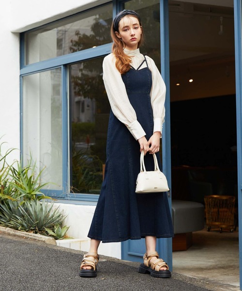 archives(アルシーヴ)の「2WAYボウタイパワショルブラウス(シャツ/ブラウス・レディース・ピンクベージュ/アイボリー/ブラック/ブルー・MEDIUM)」の14枚目の写真