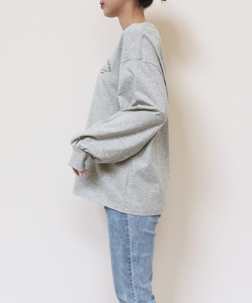andme（アンドミー）の「ロゴプリントボリューム袖コットン長袖Tシャツ（Tシャツ/カットソー・レディース・チャコールグレー/グレー/オフホワイト/オートミール/スミクロ/ブラウン/ブルー系その他・M）」の10枚目の写真