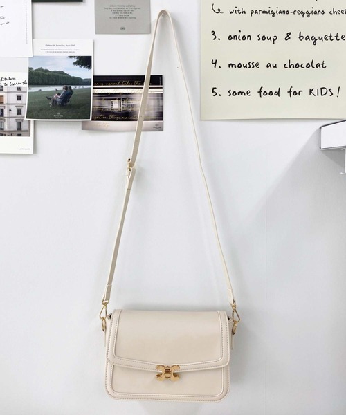 moment+(モーメントプラス)の「【累計販売枚数1万枚突破!】フェイクレザー&モノグラム/キャンバスショルダーバッグ(ショルダーバッグ・レディース・キャメル/ブラック/ブラック系その他/ブラック系その他2/ブラウン/ブラック系その他3/アイボリー/ブラウン系その他・FREE)」の19枚目の写真