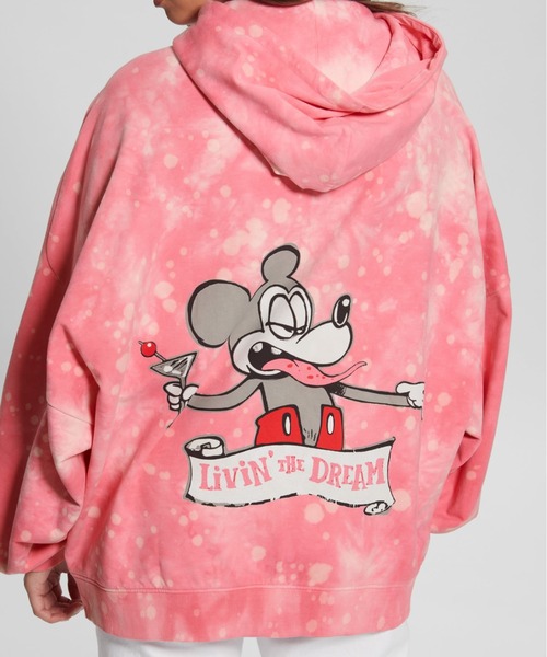 Guess(ゲス)の「GUESS X BRANDALISED(R) WITH GRAFFITI BY BANKSY Martini Mick Hoodie(パーカー・レディース・ピンク・ONE SIZE)」の6枚目の写真