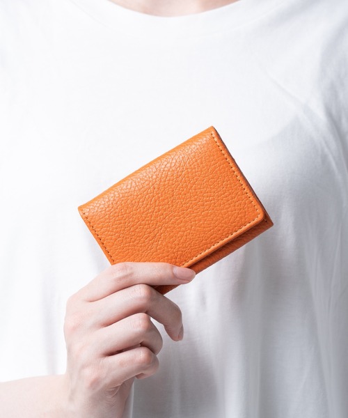 MURA(ムラ)の「イタリアン/フルグレイン シュリンク レザー 大容量 名刺入れ(名刺入れ・レディース・イエロー/オレンジ/ブルー/グリーン/ブラック・FREE)」の5枚目の写真