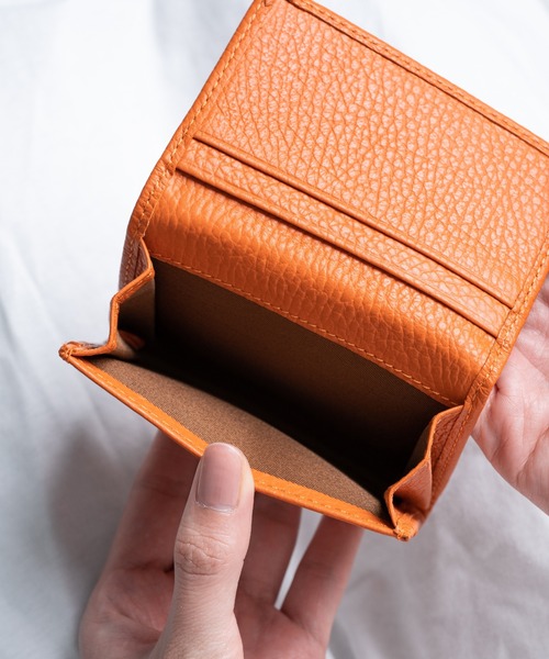 MURA(ムラ)の「イタリアン/フルグレイン シュリンク レザー 大容量 名刺入れ(名刺入れ・レディース・イエロー/オレンジ/ブルー/グリーン/ブラック・FREE)」の15枚目の写真