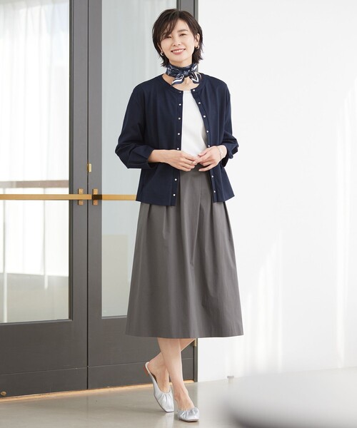 J.PRESS(ジェイプレス)の「【WEB限定】 ギャザー ミュール(その他シューズ・レディース・ブラック系/ベージュ系/シルバー系・24.5/23.5/22.5)」の4枚目の写真