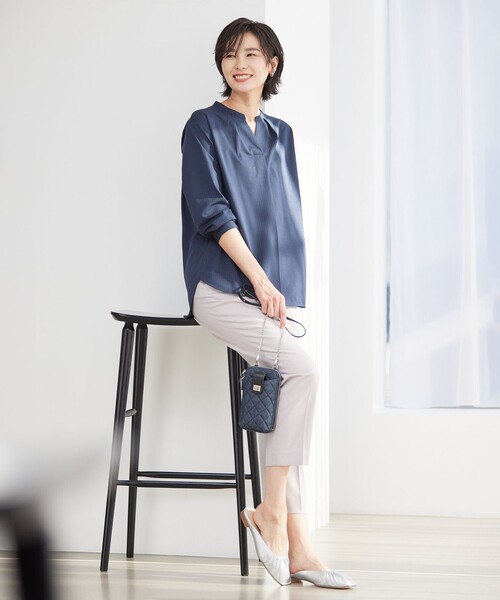 J.PRESS(ジェイプレス)の「【WEB限定】 ギャザー ミュール(その他シューズ・レディース・ブラック系/ベージュ系/シルバー系・24.5/23.5/22.5)」の5枚目の写真
