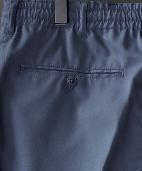 SITRY（シトリー）の「T/R loose tapered pants/ルーズ テーパード パンツ（スラックス・メンズ・モカ/グリーン/サックスブルー/ブラック/ベージュ/カーキ・M/L/XL）」の7枚目の写真