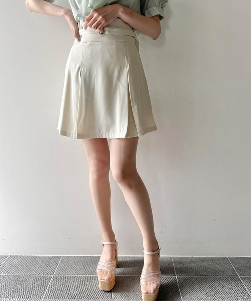 one way(ワンウェイ)の「ミディアムプリーツスカート(スカート・レディース・ブラック/ホワイト/ベージュ・FREE)」の16枚目の写真