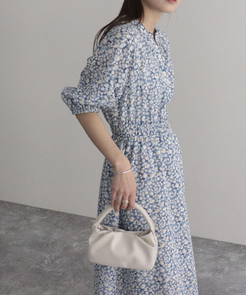 fredy emue（フレディエミュ）の「ワンハンドルギャザー2wayバッグ（トートバッグ・レディース・オフホワイト/ブラック/オレンジ・FREE）」の7枚目の写真