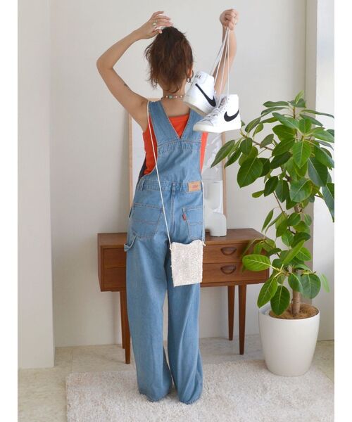 Ungrid（アングリッド）の「スパンコールショルダーバッグ（ショルダーバッグ・レディース・オフホワイト/ブラック・FREE）」の5枚目の写真