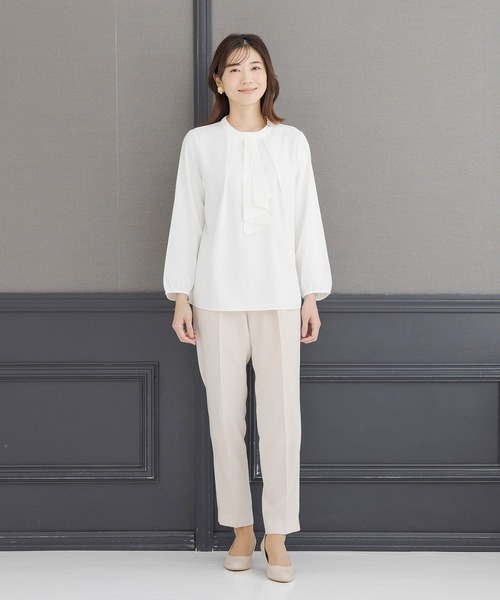 CARETTE（カレット）の「ボウタイ付きブラウス（シャツ/ブラウス・レディース・ホワイト・MEDIUM/SMALL/LARGE）」の6枚目の写真