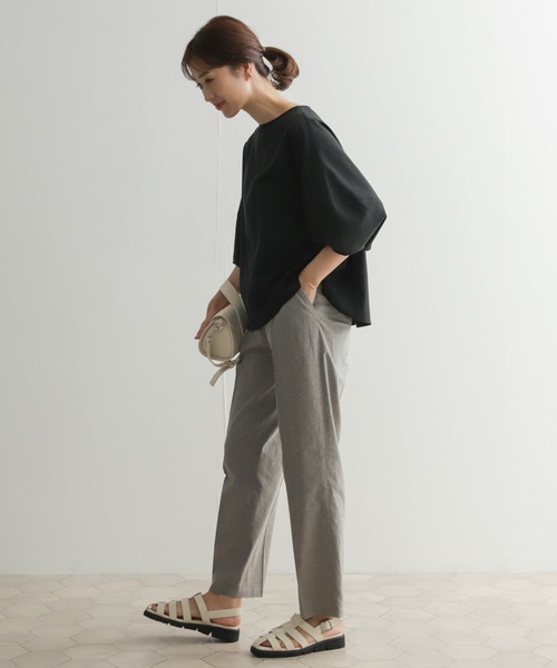 URBAN RESEARCH DOORS（アーバンリサーチドアーズ）の「コットンリネントラウザー（その他パンツ・レディース・ブラウン/ネイビー・MEDIUM/SMALL）」の13枚目の写真