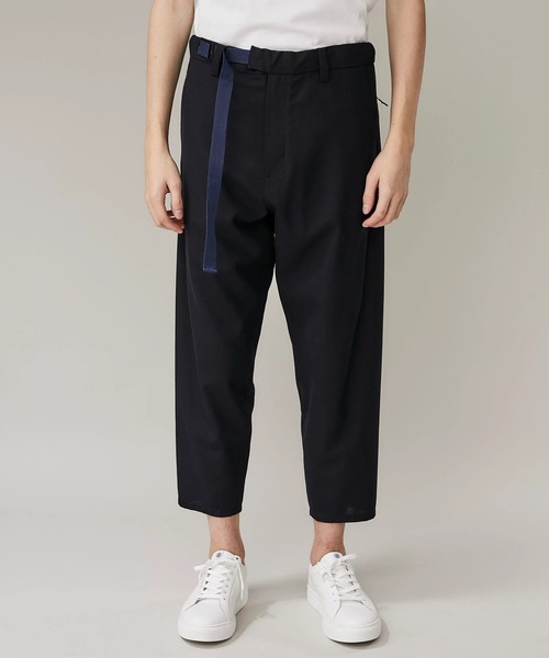 WHITE MOUNTAINEERING(ホワイトマウンテニアリング)の「【White Mountaineering/ホワイトマウンテニアリング】TROPICAL T/W BELTED PANTS(その他パンツ・メンズ・ネイビー・0)」の2枚目の写真