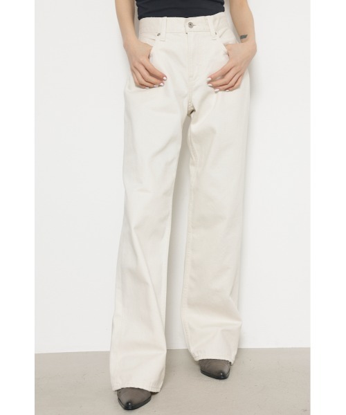 LAGUA GEM（ラグアジェム）の「STRAIGHT カラーデニム（デニムパンツ・レディース・ブラック/ベージュ/アイボリー・22inch/23inch/24inch/25inch/26inch）」の12枚目の写真