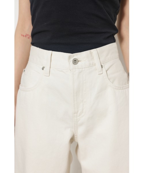 LAGUA GEM（ラグアジェム）の「STRAIGHT カラーデニム（デニムパンツ・レディース・ブラック/ベージュ/アイボリー・22inch/23inch/24inch/25inch/26inch）」の16枚目の写真