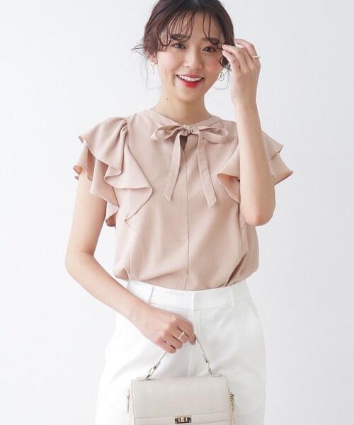 couture brooch（クチュールブローチ）の「◆【前後2WAY/一枚で華やかに決まる。】リネンライクラッフルブラウス（シャツ/ブラウス・レディース・ネイビー/ピンク系/アイボリー・36/38/40/42）」の19枚目の写真