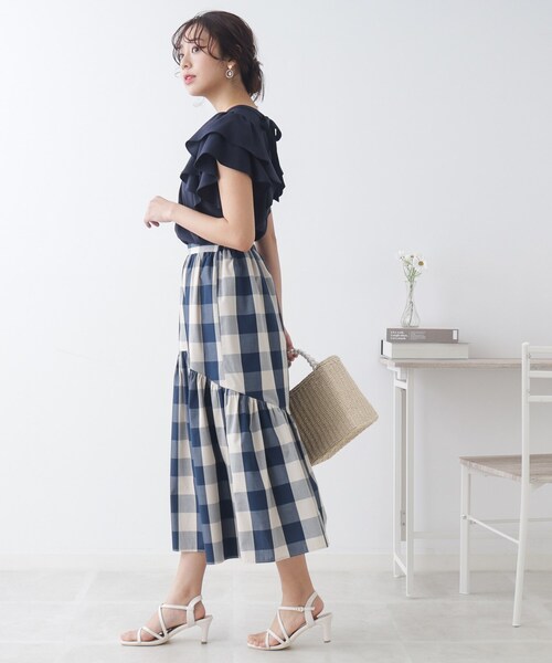 couture brooch（クチュールブローチ）の「◆【前後2WAY/一枚で華やかに決まる。】リネンライクラッフルブラウス（シャツ/ブラウス・レディース・ネイビー/ピンク系/アイボリー・36/38/40/42）」の20枚目の写真