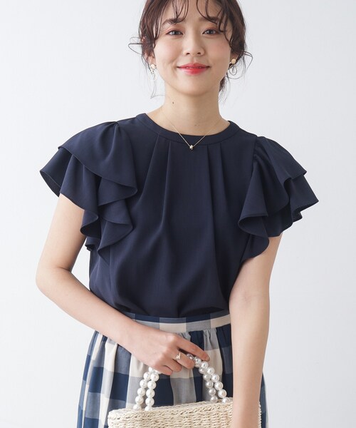 couture brooch（クチュールブローチ）の「◆【前後2WAY/一枚で華やかに決まる。】リネンライクラッフルブラウス（シャツ/ブラウス・レディース・ネイビー/ピンク系/アイボリー・36/38/40/42）」の16枚目の写真