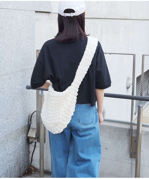 tiptop（ティップトップ）の「ハートロゴポロ衿ショート丈Tシャツ（Tシャツ/カットソー・レディース・オフホワイト/ブラック/ホワイト系その他/ホワイト系その他2/ブラック系その他・FREE）」の11枚目の写真