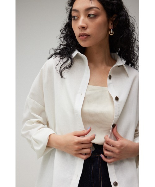 AZUL by moussy(アズールバイマウジー)の「BACK GATHER SHIRT/バックギャザーシャツ(シャツ/ブラウス・レディース・ベージュ/オフホワイト/ブルー・SMALL/MEDIUM)」の5枚目の写真