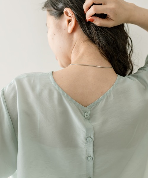 mystic（ミスティック）の「シアーTブラウス（シャツ/ブラウス・レディース・グリーン/アイボリー・FREE）」の16枚目の写真