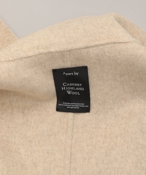 A part by（アパートバイ）の「casheepスタンドロングコート（ノーカラーコート・レディース・ネイビー/ライトベージュ・SMALL/MEDIUM）」の7枚目の写真