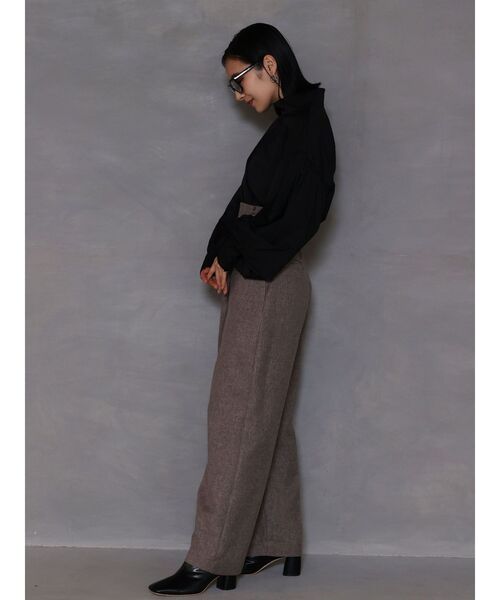LAGUNAMOON（ラグナムーン）の「ツイードタックデザインワイドパンツ（その他パンツ・レディース・ベージュ/グレー・SMALL/MEDIUM）」の4枚目の写真