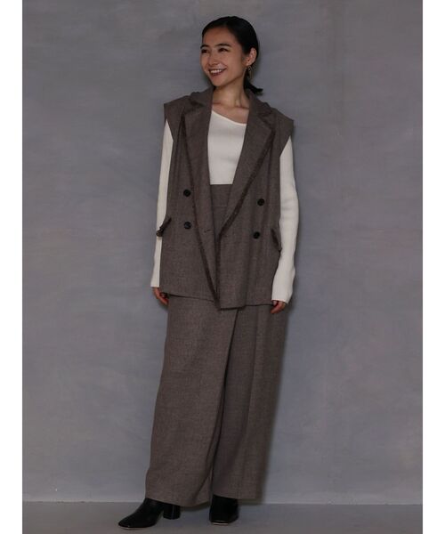 LAGUNAMOON（ラグナムーン）の「ツイードタックデザインワイドパンツ（その他パンツ・レディース・ベージュ/グレー・SMALL/MEDIUM）」の9枚目の写真