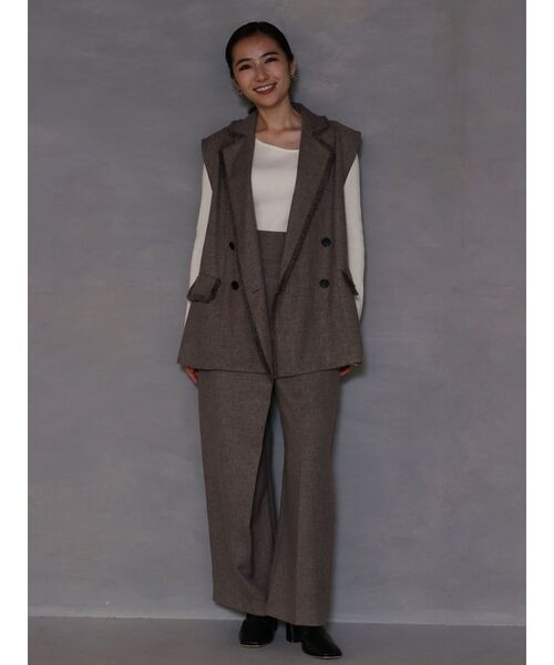 LAGUNAMOON（ラグナムーン）の「ツイードタックデザインワイドパンツ（その他パンツ・レディース・ベージュ/グレー・SMALL/MEDIUM）」の11枚目の写真