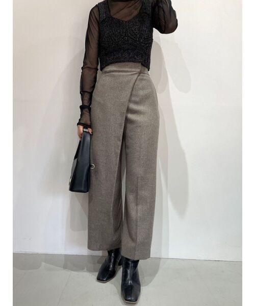 LAGUNAMOON（ラグナムーン）の「ツイードタックデザインワイドパンツ（その他パンツ・レディース・ベージュ/グレー・SMALL/MEDIUM）」の14枚目の写真