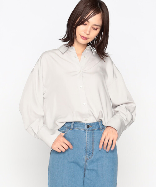 COMME CA ISM(コムサイズム)の「オーバーサイズ シャツ(シャツ/ブラウス・レディース・ブルー/オフホワイト/ライトグレー・LARGE/MEDIUM)」の3枚目の写真