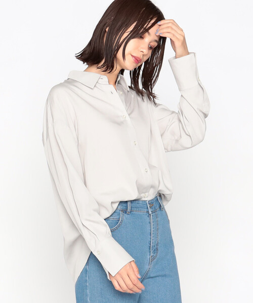 COMME CA ISM(コムサイズム)の「オーバーサイズ シャツ(シャツ/ブラウス・レディース・ブルー/オフホワイト/ライトグレー・LARGE/MEDIUM)」の4枚目の写真