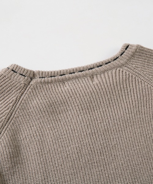 aimoha(アイモハ)の「aimoha men 刺繍ステッチワイドバルーンスリーブ セーター(ニット/セーター・メンズ・ベージュ/ブラック・XL/L/M)」の11枚目の写真