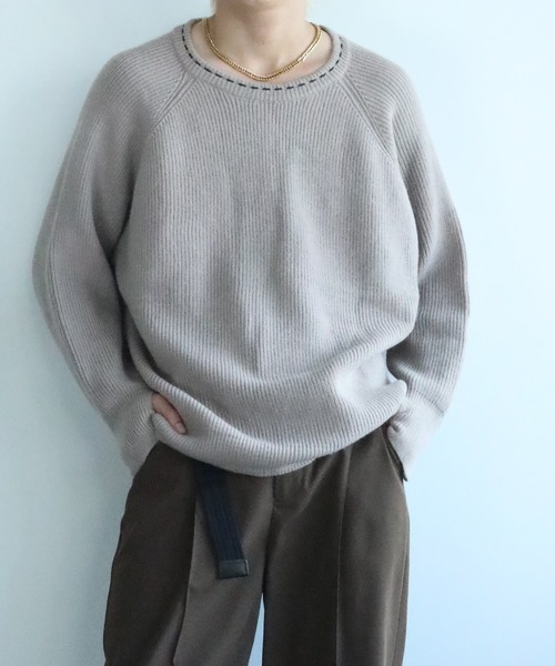 aimoha(アイモハ)の「aimoha men 刺繍ステッチワイドバルーンスリーブ セーター(ニット/セーター・メンズ・ベージュ/ブラック・XL/L/M)」の6枚目の写真